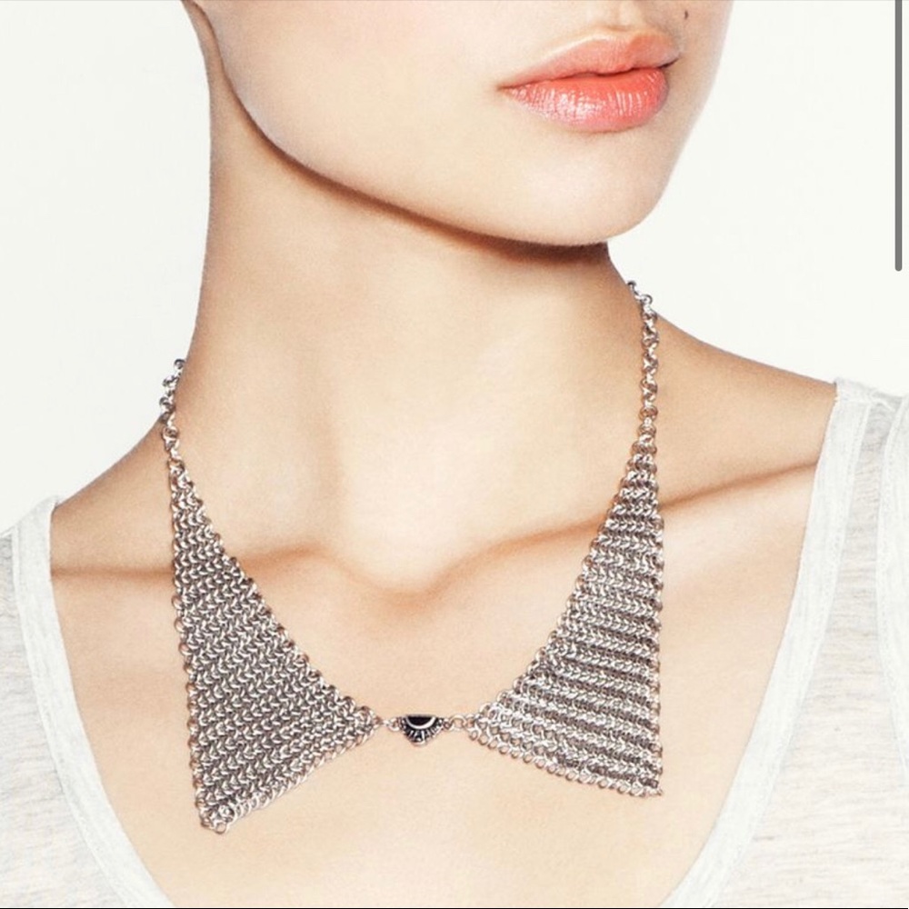 Jewelmint collar necklace